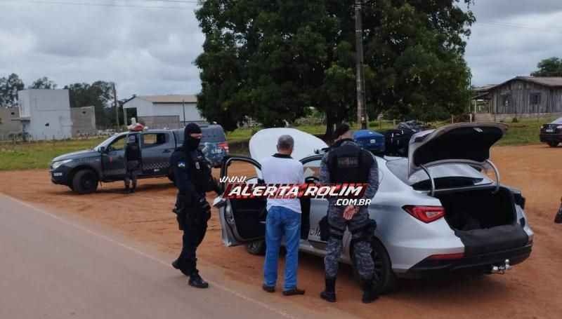 Taxista de São Miguel foi preso pela PM em Rolim de Moura, enquanto transportava cocaína Taxista de São Miguel foi preso pela PM em Rolim de Moura, enquanto transportava cocaína