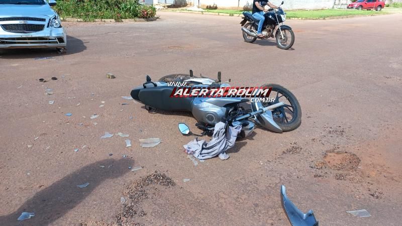 Acidente de trânsito na tarde deste sábado deixou motociclista com fratura na perna em Rolim de Moura - Vídeo Acidente de trânsito na tarde deste sábado deixou motociclista com fratura na perna em Rolim de Moura - Vídeo