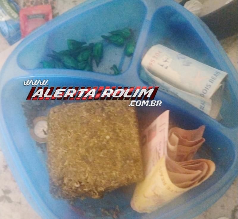 Acusado de tráfico de drogas foi preso durante trabalho em conjunto da Polícia Militar e Polícia Civil em Rolim de Moura - Vídeo Acusado de tráfico de drogas foi preso durante trabalho em conjunto da Polícia Militar e Polícia Civil em Rolim de Moura - Vídeo
