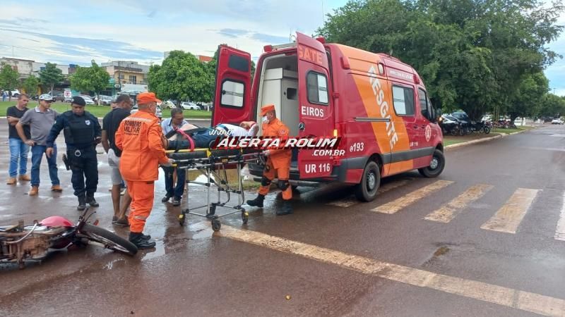 Colisão traseira foi registrada nesta tarde em Rolim de Moura Colisão traseira foi registrada nesta tarde em Rolim de Moura
