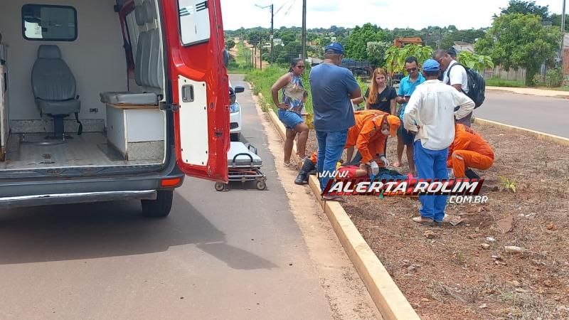 Grave acidente de trânsito envolvendo duas motos foi registrado nesta tarde em Rolim de Moura Grave acidente de trânsito envolvendo duas motos foi registrado nesta tarde em Rolim de Moura