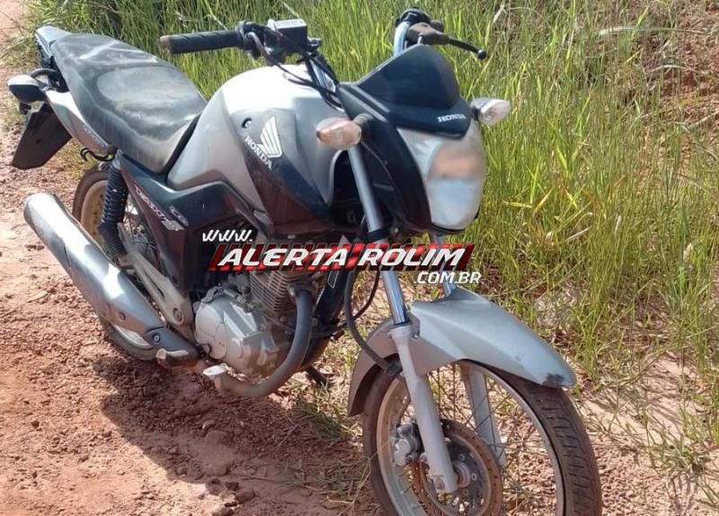 Moto furtada foi recuperada pela PM na área rural de Rolim de Moura Moto furtada foi recuperada pela PM na área rural de Rolim de Moura