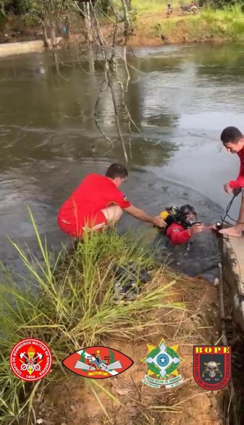 OPERAÇÃO: Grupamento de Busca e Salvamento localiza armas da LCP após confronto com BOPE OPERAÇÃO: Grupamento de Busca e Salvamento localiza armas da LCP após confronto com BOPE