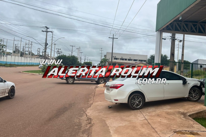 Acidente de trânsito deixou motociclista ferido neste sábado em Rolim de Moura Acidente de trânsito deixou motociclista ferido neste sábado em Rolim de Moura