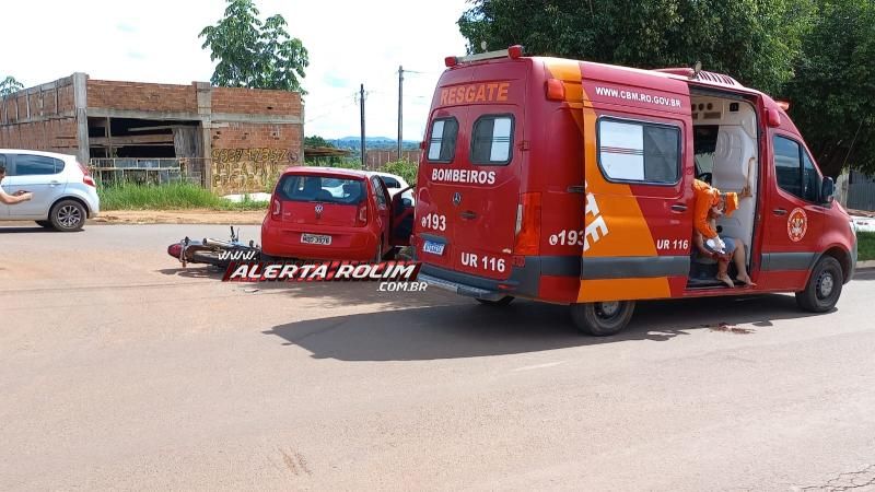 Adolescente conduzindo moto e passageiro ficaram feridos no terceiro acidente registrado neste sábado em Rolim de Moura Adolescente conduzindo moto e passageiro ficaram feridos no terceiro acidente registrado neste sábado em Rolim de Moura