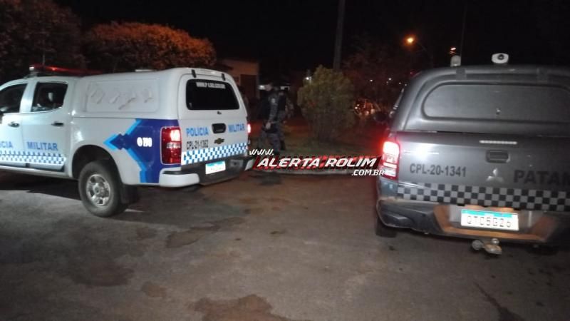 ATUALIZADA - Criminoso foi baleado na perna ao tentar roubar policial militar em Rolim de Moura; Ele já havia cometido dois roubos minutos antes   ATUALIZADA - Criminoso foi baleado na perna ao tentar roubar policial militar em Rolim de Moura; Ele já havia cometido dois roubos minutos antes