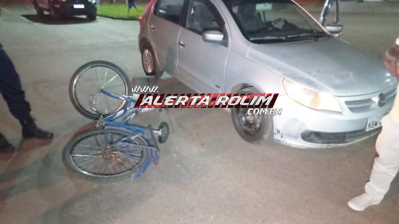 Ciclista foi socorrida após ser atingida por carro nesta noite em Rolim de Moura Ciclista foi socorrida após ser atingida por carro nesta noite em Rolim de Moura