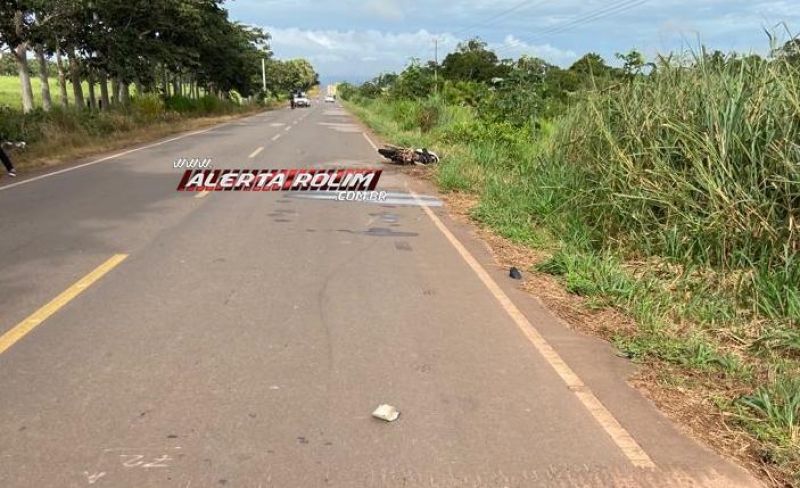 Colisão entre carro e moto deixou uma pessoa ferida nesta manhã na RO 010 Colisão entre carro e moto deixou uma pessoa ferida nesta manhã na RO 010