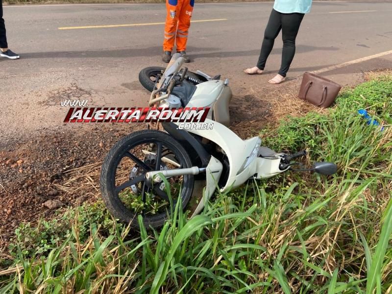 Colisão entre carro e moto deixou uma pessoa ferida nesta manhã na RO 010 Colisão entre carro e moto deixou uma pessoa ferida nesta manhã na RO 010