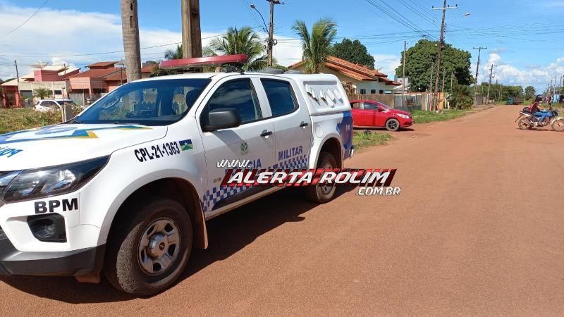 Condutor de moto foi socorrido após acidente de trânsito no bairro Cidade Alta em Rolim de Moura Condutor de moto foi socorrido após acidente de trânsito no bairro Cidade Alta em Rolim de Moura