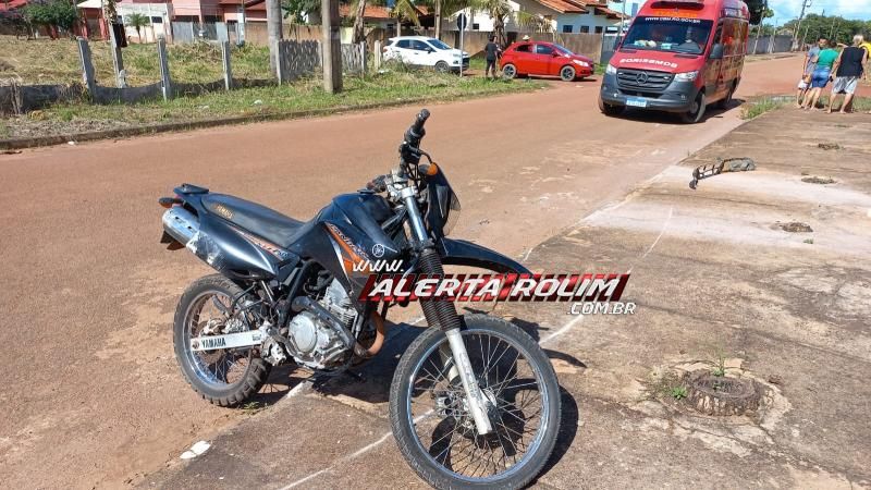 Condutor de moto foi socorrido após acidente de trânsito no bairro Cidade Alta em Rolim de Moura Condutor de moto foi socorrido após acidente de trânsito no bairro Cidade Alta em Rolim de Moura