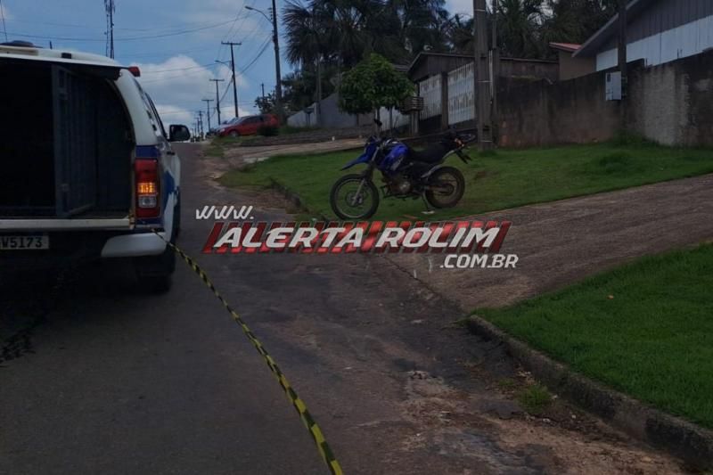 Dois motociclistas foram socorridos ao Hospital após acidente em Nova Brasilândia Dois motociclistas foram socorridos ao Hospital após acidente em Nova Brasilândia