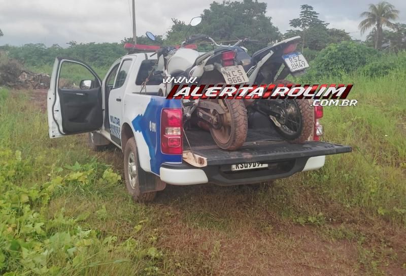 Duas motos furtadas durante a madrugada foram recuperadas pela PM em Rolim de Moura - Vídeo Duas motos furtadas durante a madrugada foram recuperadas pela PM em Rolim de Moura - Vídeo