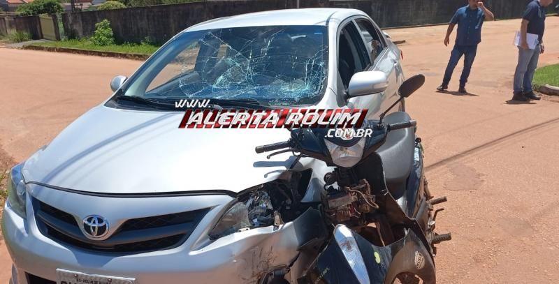 Irmãos ficaram feridos no segundo acidente de trânsito nesta terça-feira em Rolim de Moura - Vídeo Irmãos ficaram feridos no segundo acidente de trânsito nesta terça-feira em Rolim de Moura - Vídeo