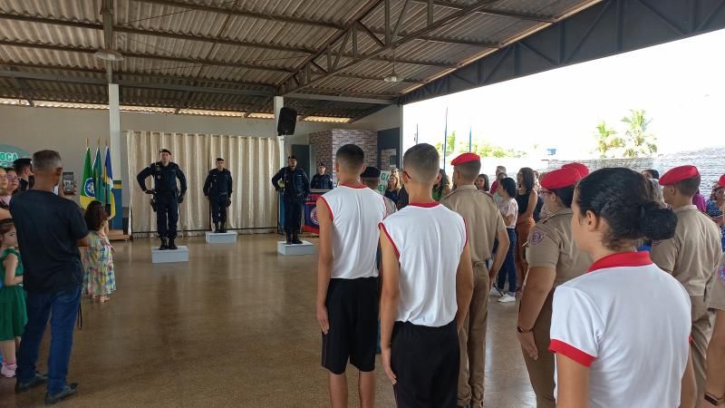 Novo Diretor assume o Colégio TIRADENTES da PM em Rolim de Moura Novo Diretor assume o Colégio TIRADENTES da PM em Rolim de Moura
