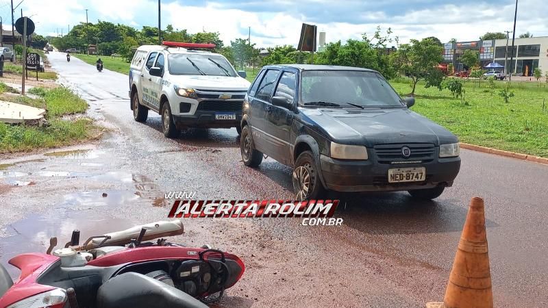 Segundo acidente de trânsito do dia deixou condutora de moto ferida em Rolim de Moura Segundo acidente de trânsito do dia deixou condutora de moto ferida em Rolim de Moura
