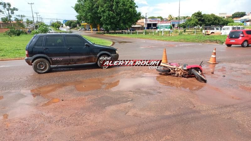 Segundo acidente de trânsito do dia deixou condutora de moto ferida em Rolim de Moura Segundo acidente de trânsito do dia deixou condutora de moto ferida em Rolim de Moura