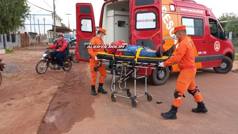 Terceiro acidente de trânsito de segunda-feira foi registrado no bairro Jardim Tropical em Rolim de Moura Terceiro acidente de trânsito de segunda-feira foi registrado no bairro Jardim Tropical em Rolim de Moura