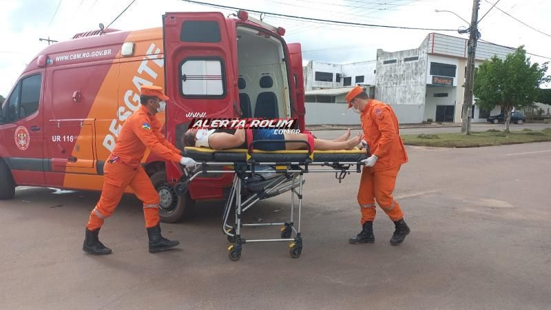 Acidente nesta manhã deixou motociclista ferida em Rolim de Moura Acidente nesta manhã deixou motociclista ferida em Rolim de Moura