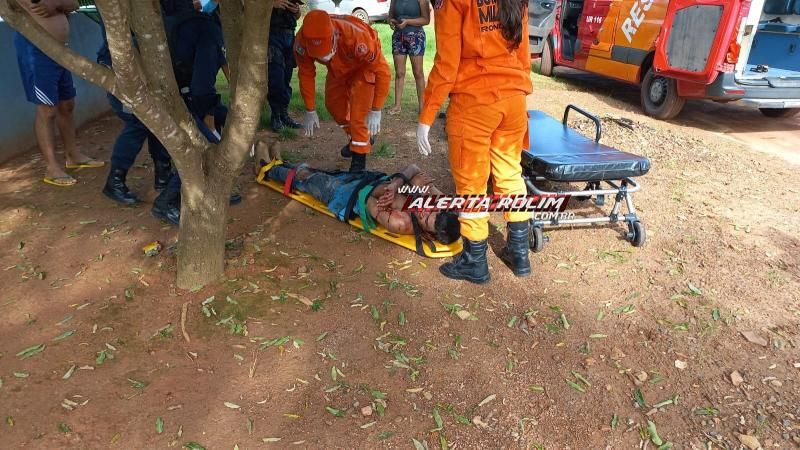 Após discussão por pedra de crack, mulher esfaqueou homem nesta tarde em Rolim de Moura Após discussão por pedra de crack, mulher esfaqueou homem nesta tarde em Rolim de Moura