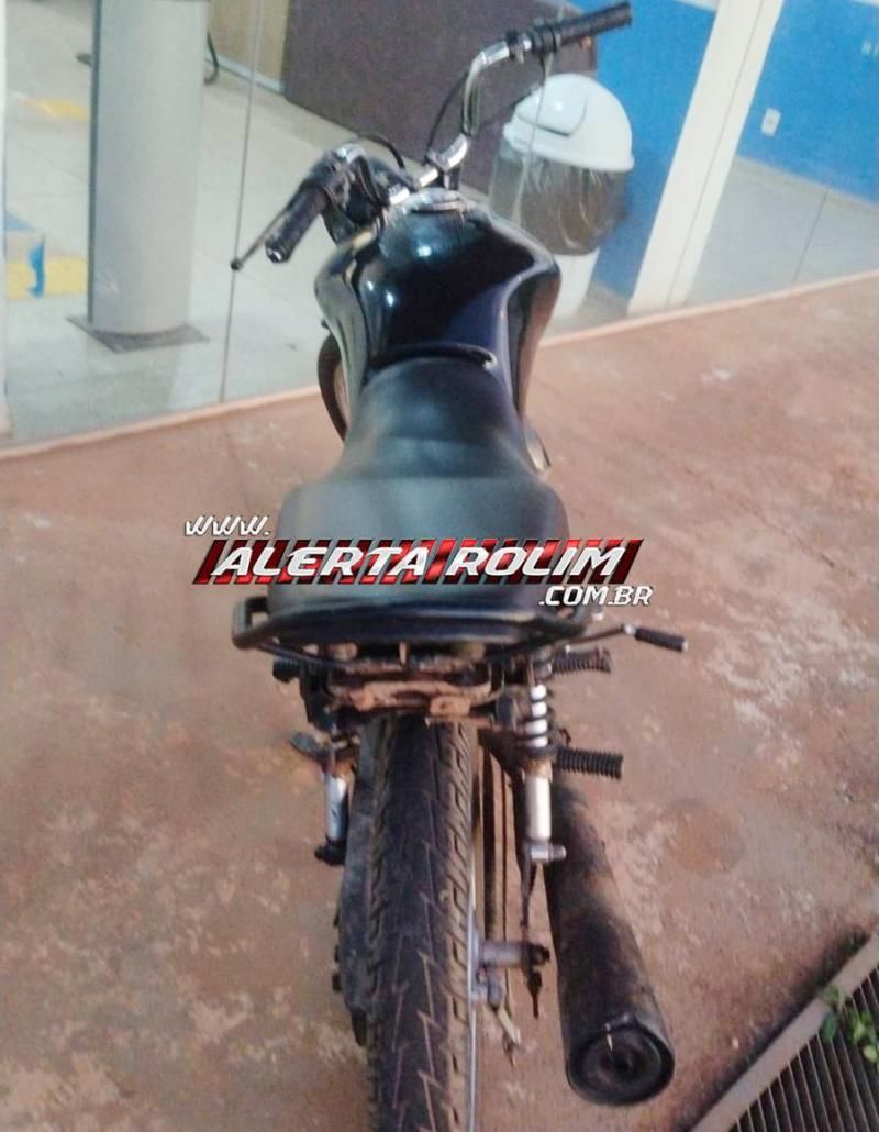 Após intensa perseguição, menor foi apreendido e veículo furtado foi recuperado pela equipe da PTRAN em Rolim de Moura Após intensa perseguição, menor foi apreendido e veículo furtado foi recuperado pela equipe da PTRAN em Rolim de Moura