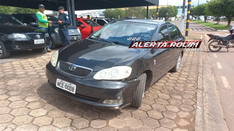 Colisão entre carro e moto deixou uma pessoa ferida nesta tarde em Rolim de Moura Colisão entre carro e moto deixou uma pessoa ferida nesta tarde em Rolim de Moura