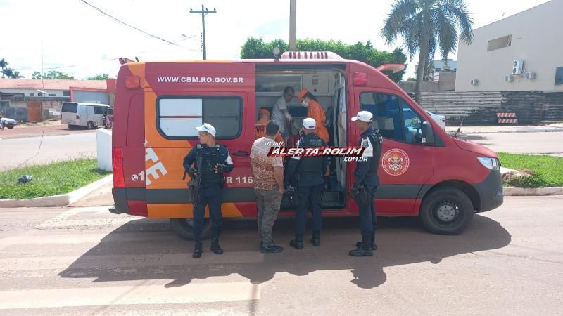 Colisão entre carro e moto deixou uma pessoa ferida neste domingo em Rolim de Moura Colisão entre carro e moto deixou uma pessoa ferida neste domingo em Rolim de Moura