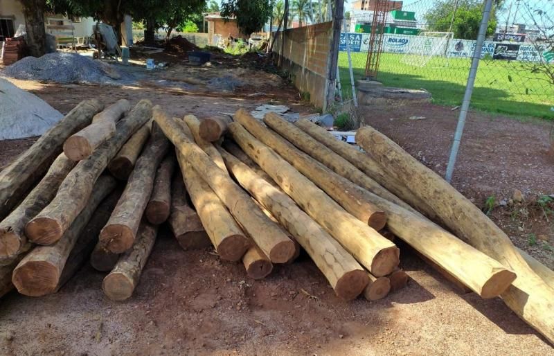 Edital de leilão para venda de madeiras em Rolim de Moura Edital de leilão para venda de madeiras em Rolim de Moura