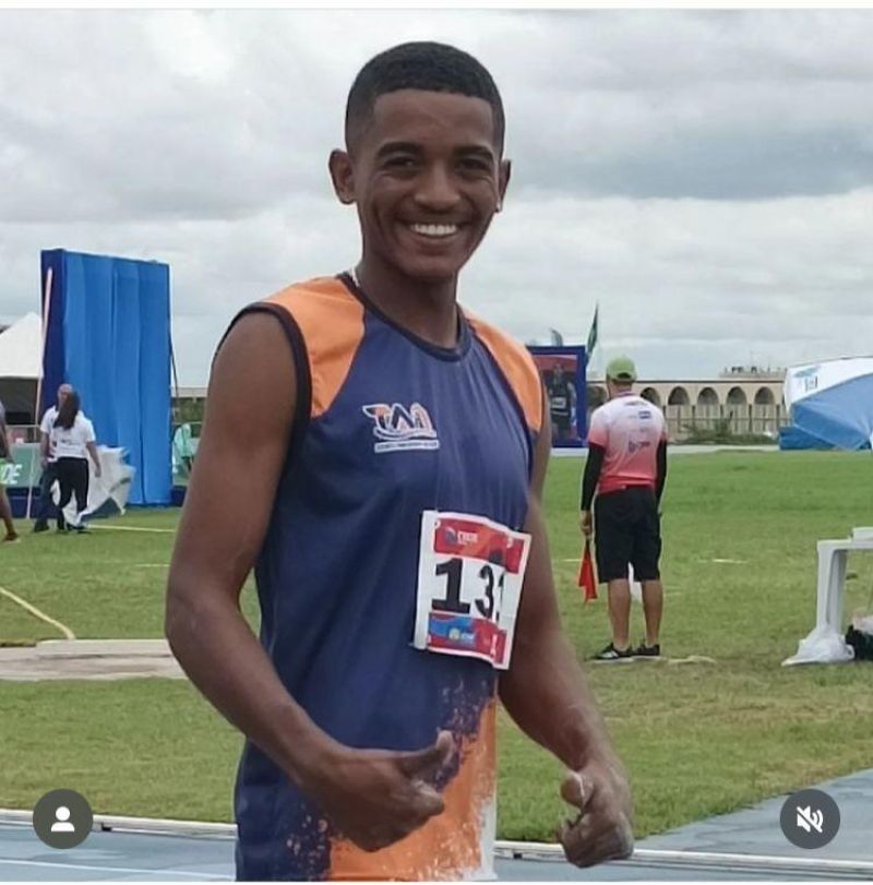 Estudantes da Escola Estadual Tancredo de Almeida Neves conquistam medalhas de Prata no Campeonato Brasileiro Escolar de Atletismo em Brasília. Estudantes da Escola Estadual Tancredo de Almeida Neves conquistam medalhas de Prata no Campeonato Brasileiro Escolar de Atletismo em Brasília.