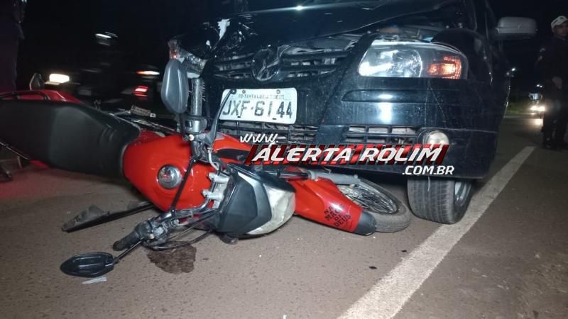 Motociclista fraturou a perna após avançar via e ser atingido por carro em Rolim de Moura; Veja o vídeo da colisão Motociclista fraturou a perna após avançar via e ser atingido por carro em Rolim de Moura; Veja o vídeo da colisão