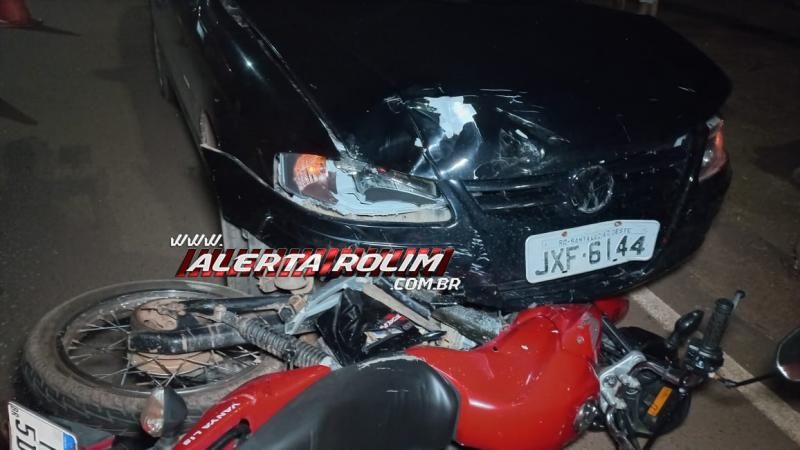Motociclista fraturou a perna após avançar via e ser atingido por carro em Rolim de Moura; Veja o vídeo da colisão Motociclista fraturou a perna após avançar via e ser atingido por carro em Rolim de Moura; Veja o vídeo da colisão