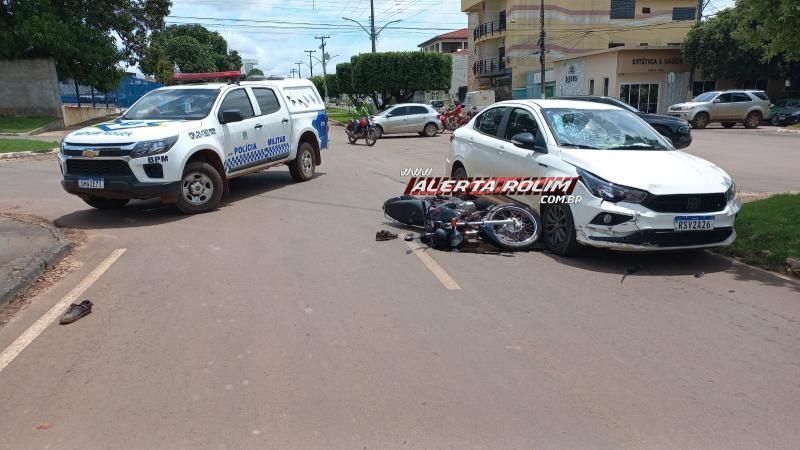 Motociclista fraturou o pé em acidente de trânsito nesta quarta-feira em Rolim de Moura Motociclista fraturou o pé em acidente de trânsito nesta quarta-feira em Rolim de Moura