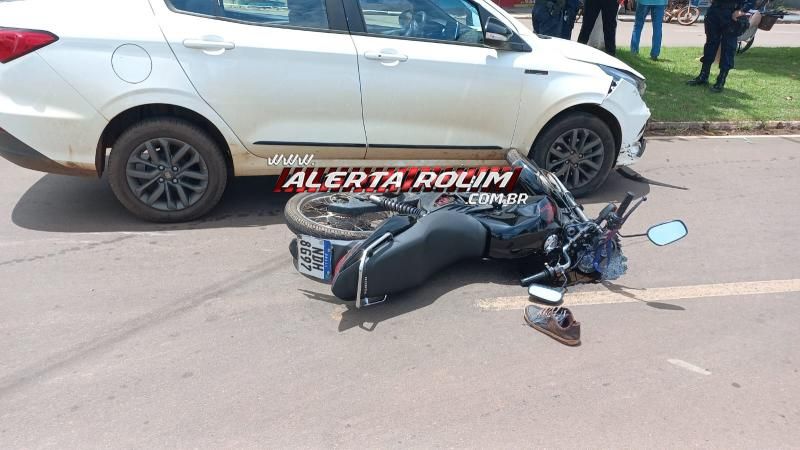 Motociclista fraturou o pé em acidente de trânsito nesta quarta-feira em Rolim de Moura Motociclista fraturou o pé em acidente de trânsito nesta quarta-feira em Rolim de Moura