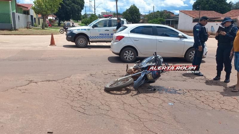 PM e Bombeiros são acionados em acidente de trânsito nesta tarde em Rolim de Moura PM e Bombeiros são acionados em acidente de trânsito nesta tarde em Rolim de Moura
