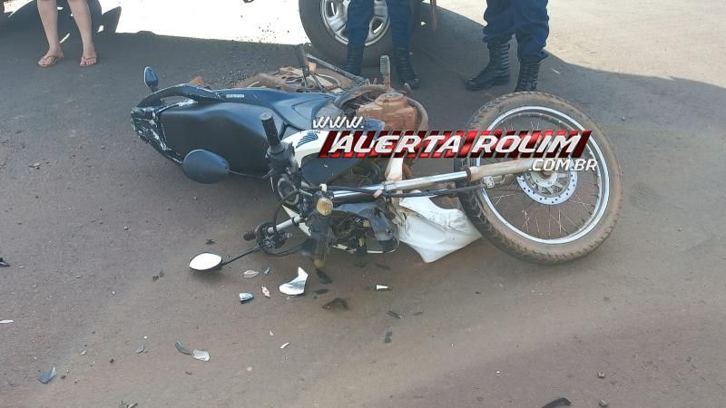 Acidente de trânsito nesta tarde deixou motociclista ferido em Rolim de Moura Acidente de trânsito nesta tarde deixou motociclista ferido em Rolim de Moura