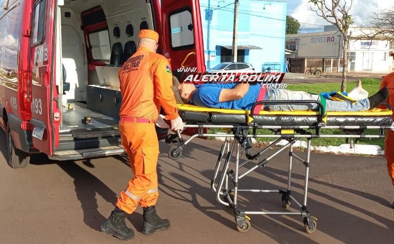Acidente de trânsito nesta tarde deixou motociclista ferido em Rolim de Moura Acidente de trânsito nesta tarde deixou motociclista ferido em Rolim de Moura