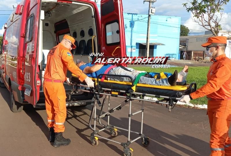 Acidente de trânsito nesta tarde deixou motociclista ferido em Rolim de Moura Acidente de trânsito nesta tarde deixou motociclista ferido em Rolim de Moura