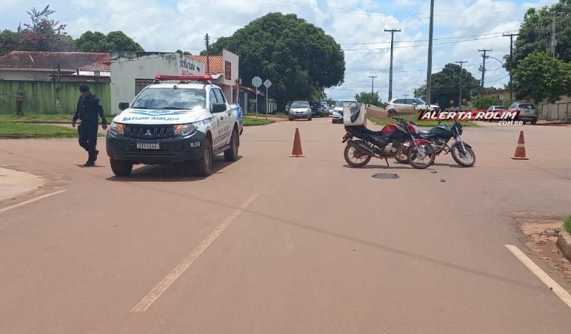 Segundo acidente de trânsito do dia envolveu duas motos em Rolim de Moura Segundo acidente de trânsito do dia envolveu duas motos em Rolim de Moura