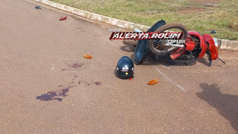 Segundo acidente do dia em Rolim de Moura envolveu carro e moto e ocorreu no bairro Jequitibá Segundo acidente do dia em Rolim de Moura envolveu carro e moto e ocorreu no bairro Jequitibá