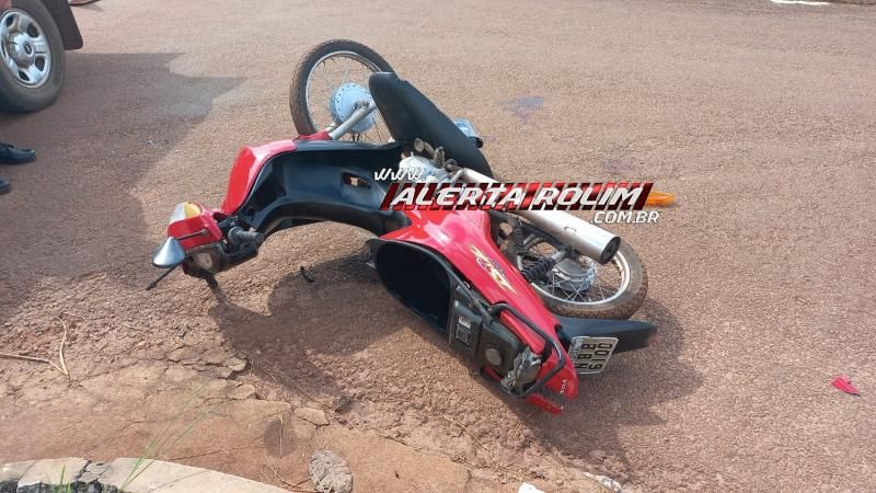 Segundo acidente do dia em Rolim de Moura envolveu carro e moto e ocorreu no bairro Jequitibá Segundo acidente do dia em Rolim de Moura envolveu carro e moto e ocorreu no bairro Jequitibá
