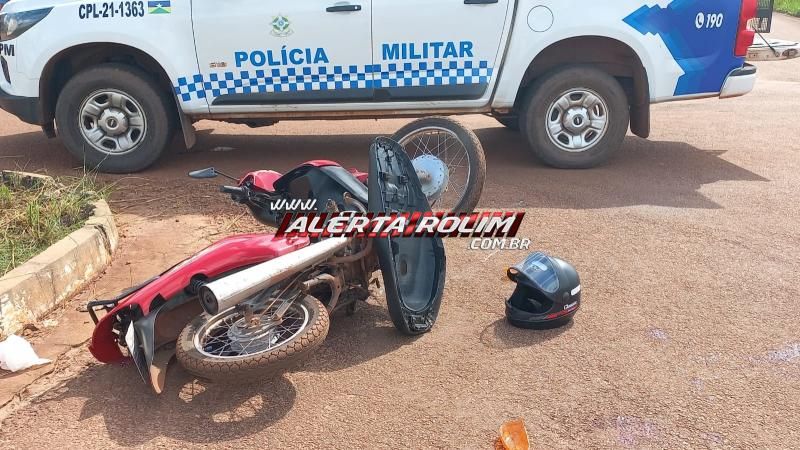 Segundo acidente do dia em Rolim de Moura envolveu carro e moto e ocorreu no bairro Jequitibá Segundo acidente do dia em Rolim de Moura envolveu carro e moto e ocorreu no bairro Jequitibá