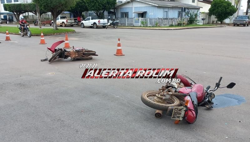 Terceiro acidente de trânsito do dia envolveu duas motos e uma pessoa foi socorrida em Rolim de Moura Terceiro acidente de trânsito do dia envolveu duas motos e uma pessoa foi socorrida em Rolim de Moura
