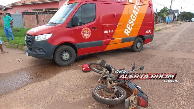 Acidente de trânsito envolvendo moto e carro deixou um ferido nesta manhã em Rolim de Moura Acidente de trânsito envolvendo moto e carro deixou um ferido nesta manhã em Rolim de Moura