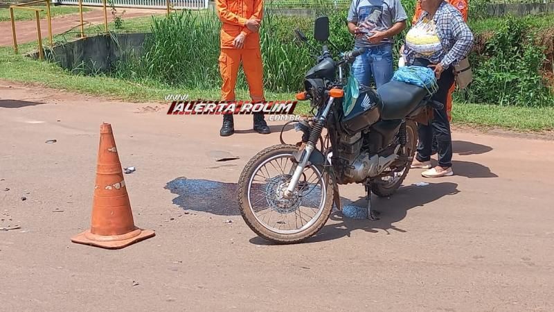 Colisão entre moto e carro deixou uma pessoa ferida neste sábado em Rolim de Moura Colisão entre moto e carro deixou uma pessoa ferida neste sábado em Rolim de Moura