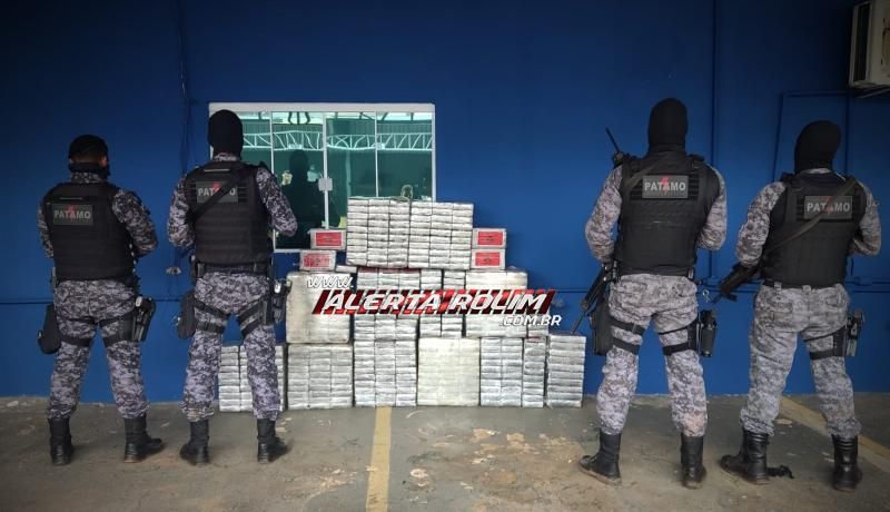 Vídeo - Quase 400 kg de cocaína foram apreendidos em Pimenteiras pela PMRO, GEFRON MT e PF Vídeo - Quase 400 kg de cocaína foram apreendidos em Pimenteiras pela PMRO, GEFRON MT e PF