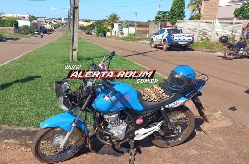 Mototaxista foi socorrida após sofrer queda nesta tarde de terça-feira em Rolim de Moura Mototaxista foi socorrida após sofrer queda nesta tarde de terça-feira em Rolim de Moura