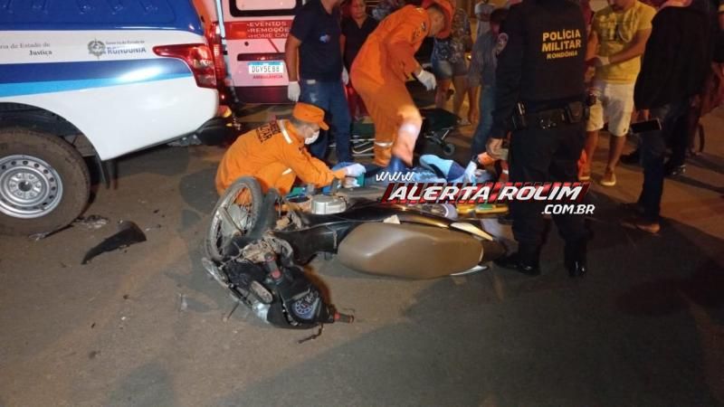 Acidente envolvendo viatura da Policia Penal deixou motociclista com fratura na perna em Rolim de Moura Acidente envolvendo viatura da Policia Penal deixou motociclista com fratura na perna em Rolim de Moura