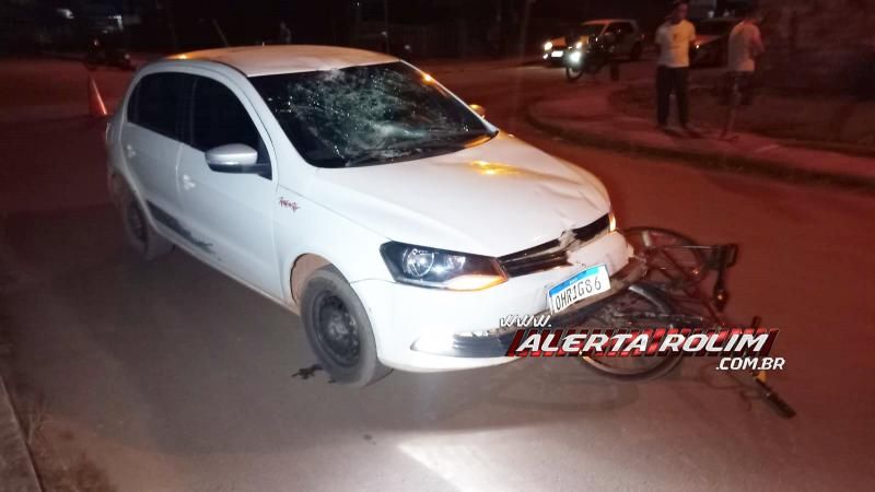 Adolescente foi socorrido após ser atingido por carro no bairro Cidade Alta em Rolim de Moura Adolescente foi socorrido após ser atingido por carro no bairro Cidade Alta em Rolim de Moura