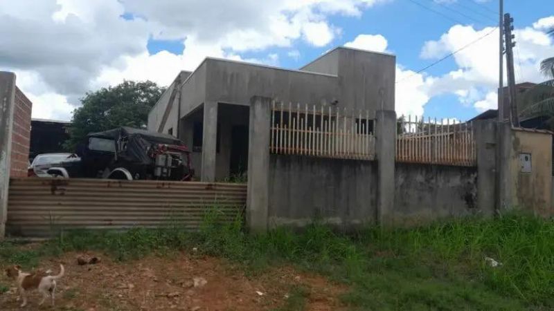 ANA JULIA PRECISA DE NÓS: Mecânico do DER de Rolim de Moura precisa concluir casa para filha na UTI que necessita de acomodação especial – Veja como ajudar ANA JULIA PRECISA DE NÓS: Mecânico do DER de Rolim de Moura precisa concluir casa para filha na UTI que necessita de acomodação especial – Veja como ajudar
