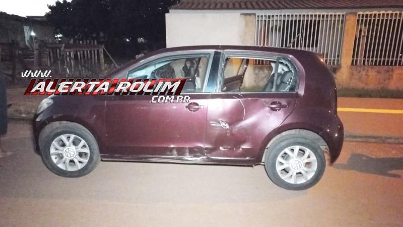 Colisão entre carro e moto foi registrada nesta tarde em Rolim de Moura Colisão entre carro e moto foi registrada nesta tarde em Rolim de Moura
